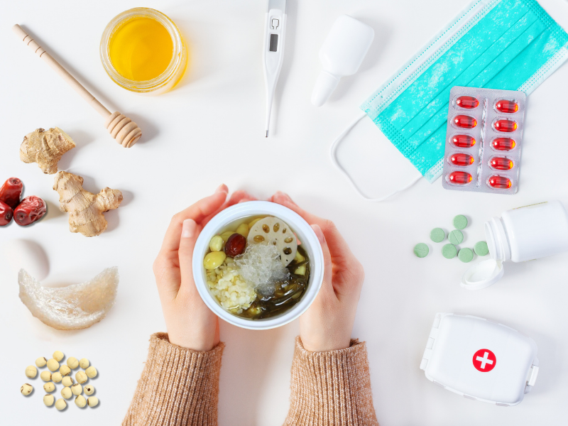 燕窝对免疫系统的影响

燕窝被誉为珍贵的营养来源，可增强淋巴细胞和巨噬细胞的活性——这是免疫系统的两个关键组成部分。经常食用燕窝能形成一道“保护屏障”，帮助身体抵御感冒和喉咙痛等寒冷季节的常见疾病。此外，科学研究表明，燕窝在减轻炎症和修复受损组织方面表现卓越，为健康带来长期益处。